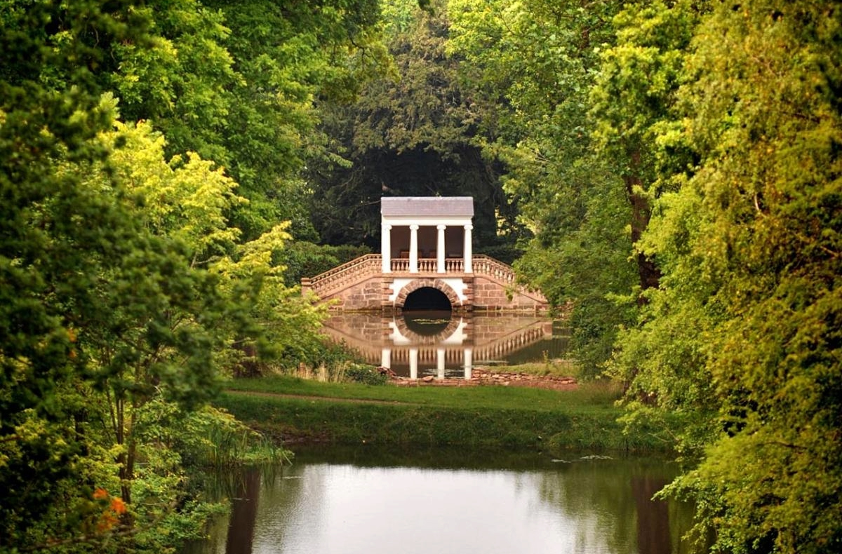 Baynham Meikle Hagley Hall lake and building